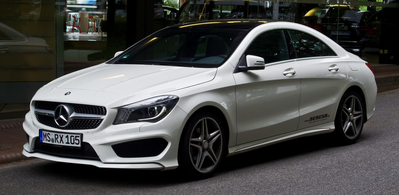 CLA 200 AMG ve CLA 180 Karşılaştırması [2026 Uzman Analizi] - Kapak Görseli